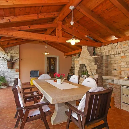 Salvela In Salvela Villa Vodnjan